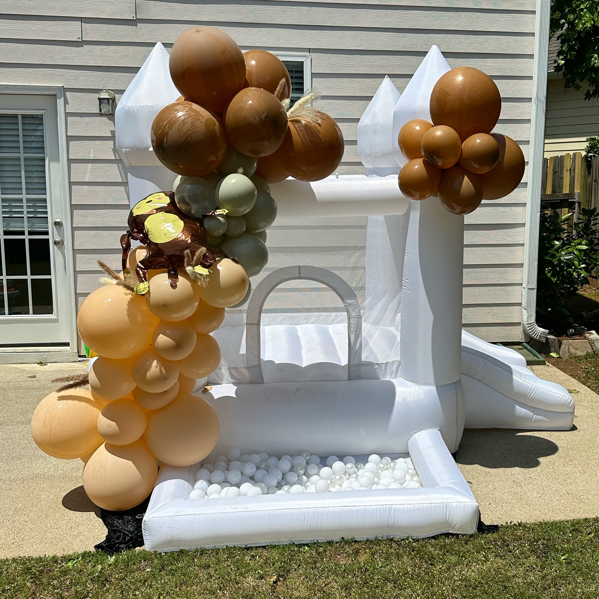 Mini Bounce House- White